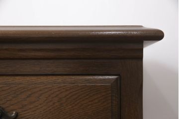中古　横浜クラシック家具　ノックオンウッド(knockonwood)　Hand Made　上品なデザインが美しいサイドチェスト(サイドボード、引き出し、リビングボード)(R-058702)