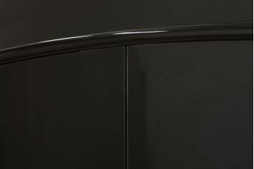 中古　最高級　美術家具　香川漆器　総漆塗り　ひょうたん透かし入り　アーチ状のデザインと雅やかな漆絵が空間に華やぎをもたらす二連和箪笥(定価約500万円)(和タンス、着物箪笥、和服箪笥、ワードローブ、桐たんす、桐箪笥)(R-058717)