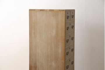 中古　国産職人手造り品　小振りなサイズ感で取り入れやすい桐箪笥(並厚、桐たんす、洋服タンス、和タンス、引き出し)(R-058719)