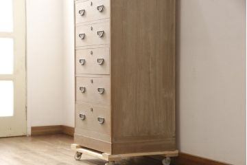 中古　国産職人手造り品　小振りなサイズ感で取り入れやすい桐箪笥(並厚、桐たんす、洋服タンス、和タンス、引き出し)(R-058719)