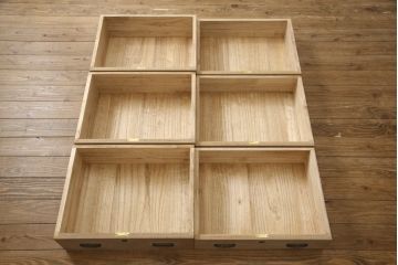 中古　国産職人手造り品　小振りなサイズ感で取り入れやすい桐箪笥(並厚、桐たんす、洋服タンス、和タンス、引き出し)(R-058719)