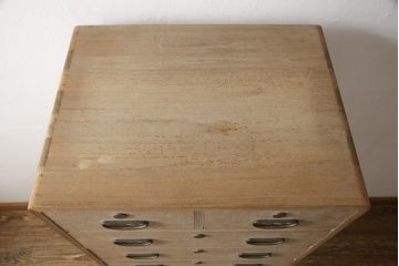 中古　国産職人手造り品　小振りなサイズ感で取り入れやすい桐箪笥(並厚、桐たんす、洋服タンス、和タンス、引き出し)(R-058719)