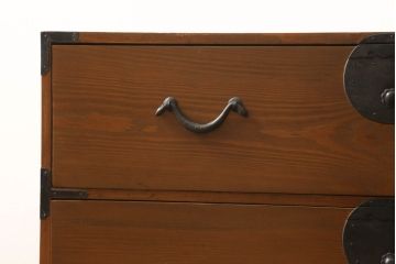 和製アンティーク　ヒノキ材　春慶塗(しゅんけいぬり)　飛騨高山　上品な佇まいが美しい高山衣装箪笥・下段(衣装タンス、和箪笥、チェスト、引き出し、時代箪笥)(R-058723)