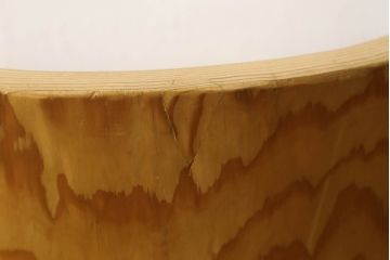 中古　秋田杉　木の風合いを感じられる輪切りテーブルと削り出しの椅子のセット(机、板座チェア、イス、ダイニングテーブル)(R-058727)