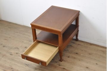 中古　DREXEL HERITAGE(ドレクセルヘリテイジ)　Triune(トライユン)シリーズ　すっきりした佇まいのエンドテーブル(定価約21万円)(サイドテーブル、飾り台)(R-058731)