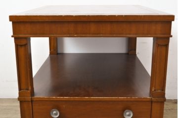 中古　DREXEL HERITAGE(ドレクセルヘリテイジ)　Triune(トライユン)シリーズ　すっきりした佇まいのエンドテーブル(定価約21万円)(サイドテーブル、飾り台)(R-058731)