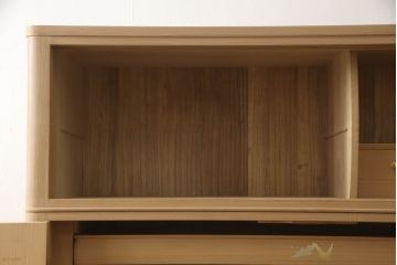 中古　美品　伝統工芸士　中田静夫　すっきりとした佇まいが気品を感じさせる紀州総桐箪笥(定価約180万円)(胴丸、桐たんす、着物箪笥、和タンス、引き出し、バラ売り可能)(R-058734)