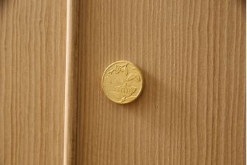 中古　美品　伝統工芸士　中田静夫　すっきりとした佇まいが気品を感じさせる紀州総桐箪笥(定価約180万円)(胴丸、桐たんす、着物箪笥、和タンス、引き出し、バラ売り可能)(R-058734)
