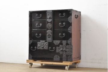 和製アンティーク　黒漆塗り　重厚感ある佇まいが魅力的な庄内小箪笥(和箪笥、時代箪笥、小物収納、収納箪笥)(R-058737)