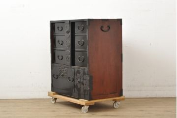 和製アンティーク　黒漆塗り　重厚感ある佇まいが魅力的な庄内小箪笥(和箪笥、時代箪笥、小物収納、収納箪笥)(R-058737)