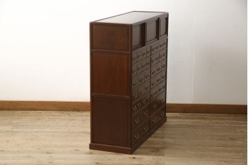 和製ビンテージ　美品　高級品　引き出し36杯　花梨(カリン)無垢材　美しい木肌が上品な印象の薬箪笥(定価約48万円)(小引き出し、小物収納、ヴィンテージ)(R-058747)