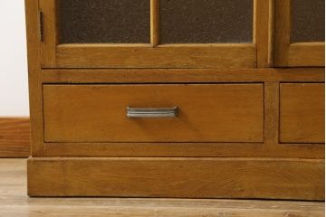 和製アンティーク　前面ナラ材　ダイヤガラス　レトロな雰囲気ただよう本箱(本棚、ブックケース、戸棚、収納棚、キャビネット)(R-058757)