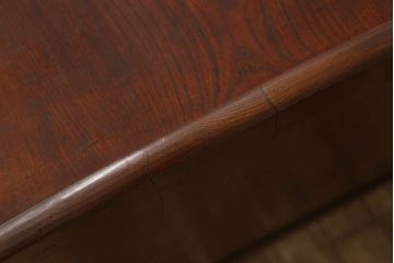 和製アンティーク　大正期　総欅(ケヤキ)材　漆塗り　赤みがかった色合いと上品な佇まいが魅力的な文机(ローテーブル、在宅ワーク、在宅用、デスク)(R-058758)
