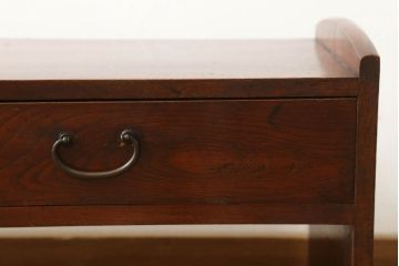 和製アンティーク　大正期　総欅(ケヤキ)材　漆塗り　赤みがかった色合いと上品な佇まいが魅力的な文机(ローテーブル、在宅ワーク、在宅用、デスク)(R-058758)