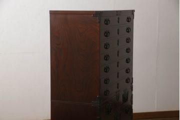 中古　美品　伝統工芸　岩谷堂箪笥　レアモデル!!　威厳漂う佇まいが品の良さを高める衣装タンス(定価約60万円)(整理箪笥、チェスト、引き出し)(R-058763)