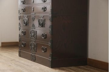 中古　美品　伝統工芸　岩谷堂箪笥　レアモデル!!　威厳漂う佇まいが品の良さを高める衣装タンス(定価約60万円)(整理箪笥、チェスト、引き出し)(R-058763)