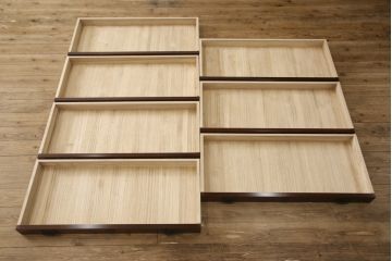 中古　美品　伝統工芸　岩谷堂箪笥　レアモデル!!　威厳漂う佇まいが品の良さを高める衣装タンス(定価約60万円)(整理箪笥、チェスト、引き出し)(R-058763)