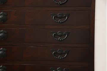 中古　美品　伝統工芸　岩谷堂箪笥　レアモデル!!　威厳漂う佇まいが品の良さを高める衣装タンス(定価約60万円)(整理箪笥、チェスト、引き出し)(R-058763)