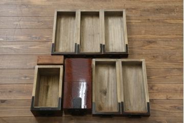 和製ビンテージ　工芸品　総欅(ケヤキ)材　びっしりと施された金具が重厚感を高める佐渡船箪笥(定価約340万円)(舟箪笥、帳箱、銭箱、引き出し、チェスト、小箪笥、小物収納、ヴィンテージ)(R-058767)