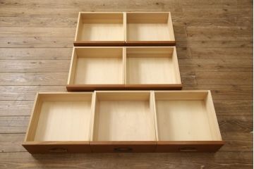 和製ヴィンテージ　チーク材　日田工芸　温かみのある木肌が魅力のナチュラルなキャビネット(収納棚、飾り棚、戸棚、ビンテージ)(R-058769)