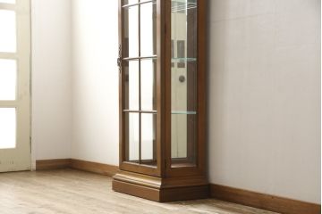 中古　DREXEL HERITAGE(ドレクセルヘリテイジ)　エレガントな雰囲気を醸し出すキュリオケース(飾り棚、ガラスケース、ショーケース)(R-058771)