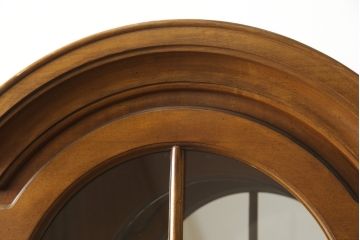 中古　DREXEL HERITAGE(ドレクセルヘリテイジ)　エレガントな雰囲気を醸し出すキュリオケース(飾り棚、ガラスケース、ショーケース)(R-058771)