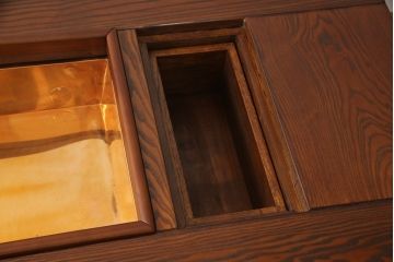 中古　未使用新古品　ニレ材　2wayでフレキシブルに使える囲炉裏テーブル(ダイニングテーブル、火鉢、リビングテーブル)(R-058772)