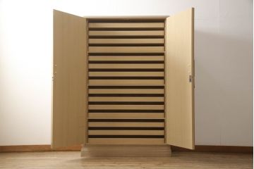 中古　美品　凛とした上品な和を演出する加茂桐箪笥(大丸、桐たんす、和タンス、着物箪笥、衣装箪笥、チェスト)(R-058782)