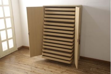 中古　美品　凛とした上品な和を演出する加茂桐箪笥(大丸、桐たんす、和タンス、着物箪笥、衣装箪笥、チェスト)(R-058782)