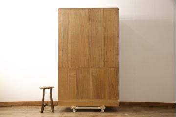 中古　宮内庁御用達桐匠　新井昇　上品な梅模様が金具を飾る桐箪笥(胴厚、四方丸、桐たんす、和タンス、収納箪笥、着物箪笥)(R-058784)