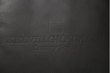 中古　美品　KELVIN GIORMANI (ケルビンジョルマーニ)　最高品質の本革が使われた重厚感あふれる2.5人掛けソファ(レザー、2人掛けソファ、3人掛けソファ、二人掛け、三人掛け)(定価約56万円)(R-058789)