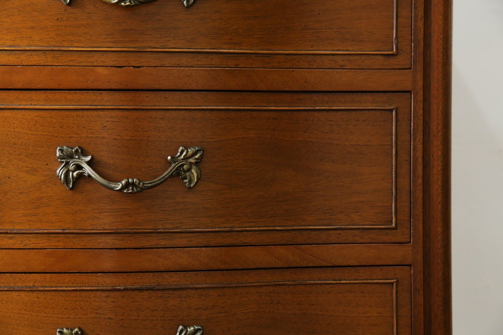 中古　美品　DREXEL HERITAGE(ドレクセルヘリテイジ)　Touraine(ツーレイン)シリーズ　上品な佇まいのランジェリーチェスト　(R-058792)