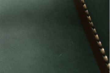 中古　美品　DREXEL HERITAGE(ドレクセルヘリテイジ)　本革　高級感ある佇まいが目を引くレザーデスクチェア(アームチェア、オフィスチェア、回転チェア)(R-058793)