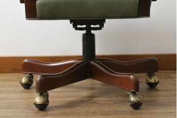 中古　美品　DREXEL HERITAGE(ドレクセルヘリテイジ)　本革　高級感ある佇まいが目を引くレザーデスクチェア(アームチェア、オフィスチェア、回転チェア)(R-058793)