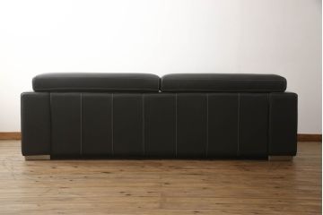 中古　美品　KELVIN GIORMANI (ケルビンジョルマーニ)　最高品質の本革が使われた重厚感あふれる2.5人掛けソファ(レザー、2人掛けソファ、3人掛けソファ、二人掛け、三人掛け)(定価約52万円)(R-058794)