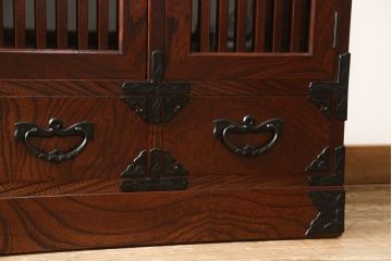 中古　美品　岩谷堂箪笥　和の趣あふれる佇まいが魅力的なサイドボード(収納棚、戸棚、リビングボード)(R-058795)