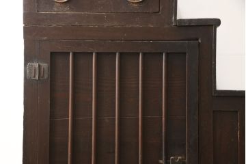 和製アンティーク　ヒノキ材　和の趣あふれる佇まいが魅力的な二段重ね階段箪笥(時代箪笥、和タンス、収納箪笥)(R-058804)