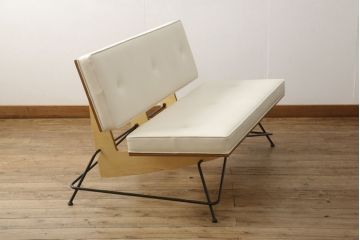 中古　美品　DWARF(ドワーフ)　MEISTER(マイスター)　MS2 Sofa　座面の生地と合板、スチールの異素材の組み合わせがお洒落な2シーター(2人掛けソファ、2P、二人掛け)(定価約23万円)(R-058805)