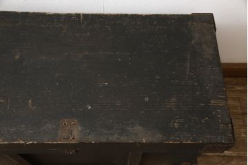 和製アンティーク　珍しいサイズとデザインが魅力の趣溢れる時代箱(長持ち、小型長持、時代箪笥、銭函、銭箱、収納箱、ディスプレイ、店舗什器)(R-058810)