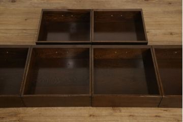 中古　鉄刀木(タガヤサン)　和モダンな雰囲気を醸し出す二段重ね水屋箪笥(定価約120万円)(キャビネット、食器棚、戸棚、収納棚)(R-058823)