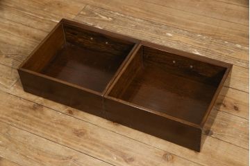 中古　鉄刀木(タガヤサン)　和モダンな雰囲気を醸し出す水屋箪笥サイドボード(キャビネット、食器棚、戸棚、収納棚)(R-058824)