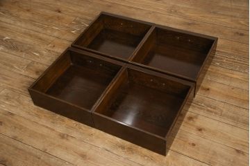 中古　鉄刀木(タガヤサン)　和モダンな雰囲気を醸し出す水屋箪笥サイドボード(キャビネット、食器棚、戸棚、収納棚)(R-058825)