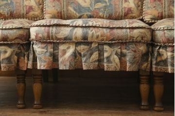 中古　美品　飛騨産業　キツツキ　穂高シリーズ　絵画のようなファブリックが素敵な3人掛けソファ(三人掛け、3P、アームソファ)(R-058830)