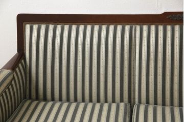 中古　美品　神戸洋家具　メープル不二屋　優雅な佇まいが魅力的な3人掛けソファ(ラウンジソファ、三人掛け、3P)(R-058831)
