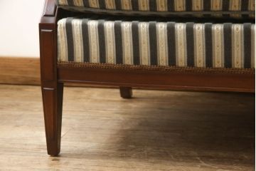 中古　美品　神戸洋家具　メープル不二屋　優雅な佇まいが魅力的な3人掛けソファ(ラウンジソファ、三人掛け、3P)(R-058831)