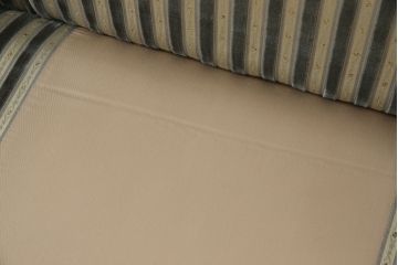 中古　美品　神戸洋家具　メープル不二屋　優雅な佇まいが魅力的な3人掛けソファ(ラウンジソファ、三人掛け、3P)(R-058831)
