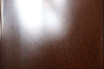 中古　美品　神戸洋家具　メープル不二屋　ガラス天板付き　シックで落ち着いた雰囲気ただようセンターテーブル(ローテーブル)(R-058832)