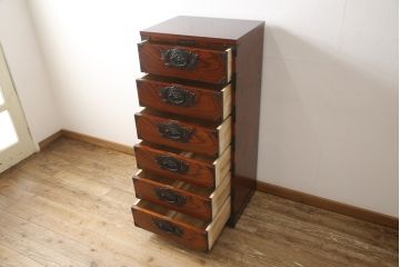 中古　美品　岩谷堂箪笥　こだわりの意匠が目を引く縦型チェスト(整理箪笥、引き出し、和たんす)(R-058834)