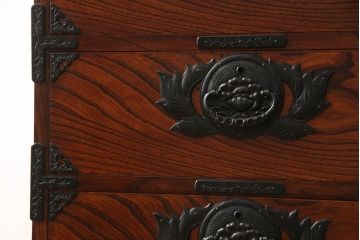 中古　美品　岩谷堂箪笥　こだわりの意匠が目を引く縦型チェスト(整理箪笥、引き出し、和たんす)(R-058834)