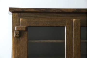 中古　美品　KASHIWA(柏木工)　オーク材　WILDERNESS(ウィルダネス)　カントリーな雰囲気ただよう食器棚(定価約54万円)(戸棚、収納棚、キャビネット)(R-058842)